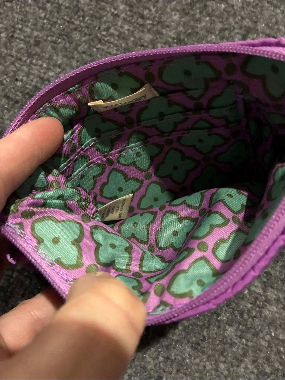 👜 NWT Vera Bradley IRIS ORCHID Essential Zip Wristlet